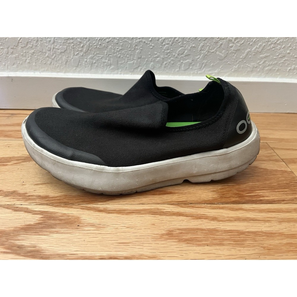 OOFOS OOmg eeZee Low Black Women's Canvas Slip On Recovery Shoes Size US 8